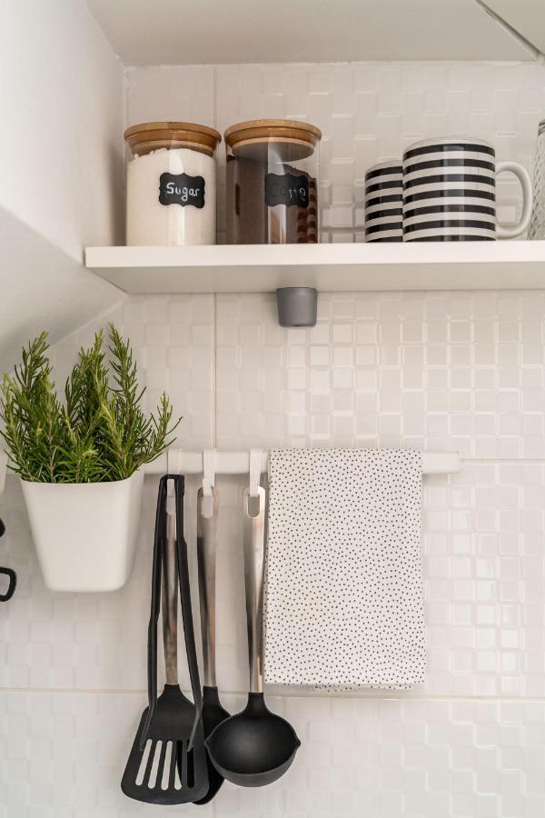 Stay U-Nique Studio Apartment In オラサック エクステリア 写真